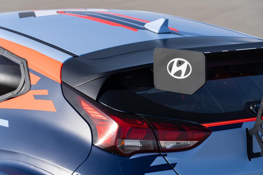 Детали экстерьера Hyundai RM19 2019 года  (фото 19 из 86)